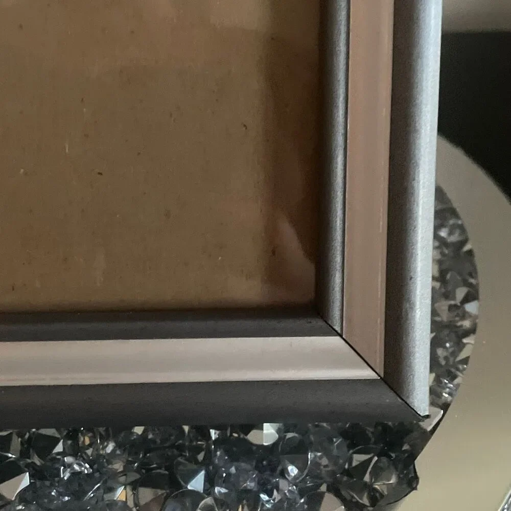 Simple silver metal picture frame standing and wall mountable 8x10 inches